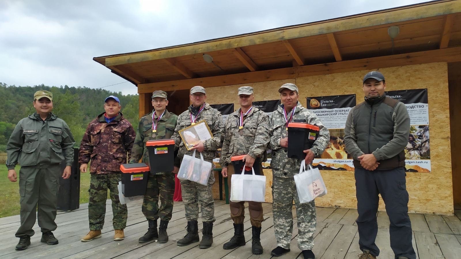 ПОЗДРАВЛЯЕМ! ПОЗДРАВЛЯЕМ!