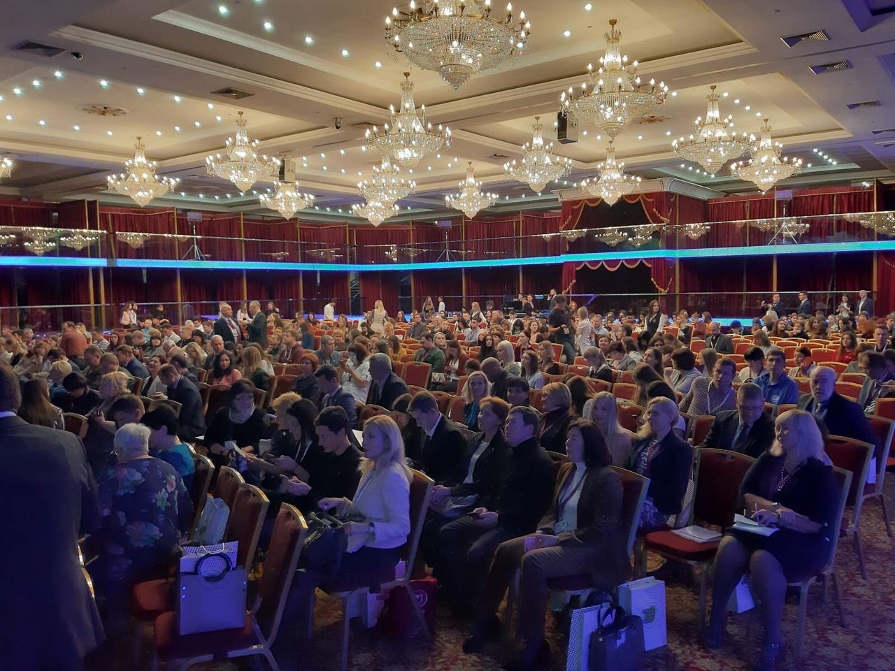 KAZAN TOURISM FORUM - Ориентиры будущего 2019 KAZAN TOURISM FORUM - Ориентиры будущего 2019