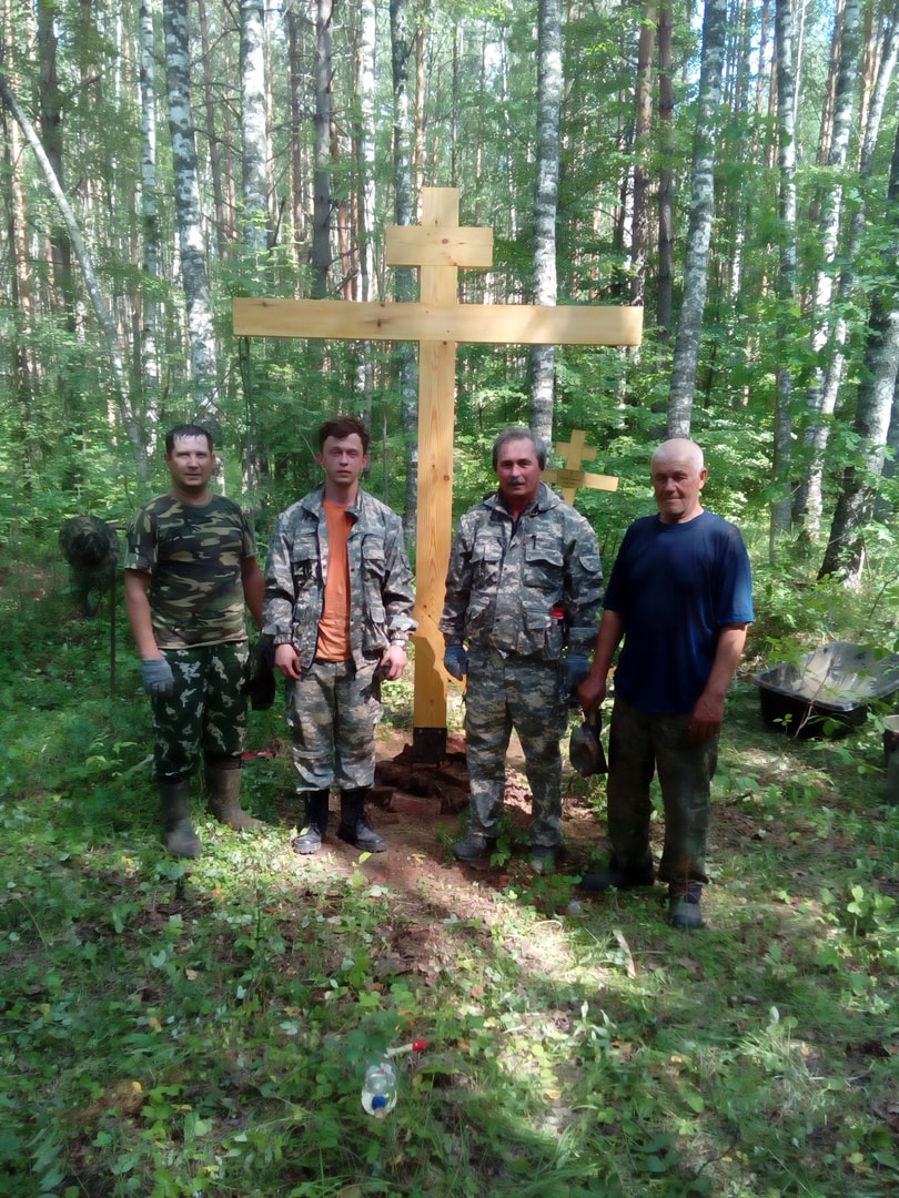 Поклонный крест в д. Аргамач